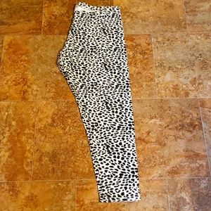 Victoria's Secret Cheetah Print Leggings